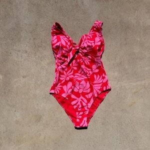 NWOT shade and shore bathing suit